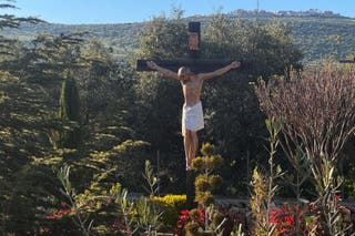 A new crucifix that was sent by Italy to replace the one that was defaced last week by an Israeli soldier stands in the Christian village of Debel, south Lebanon, Wednesday, April 22, 2026